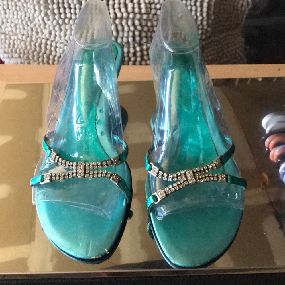 Kenneth Cole reaction flat heels